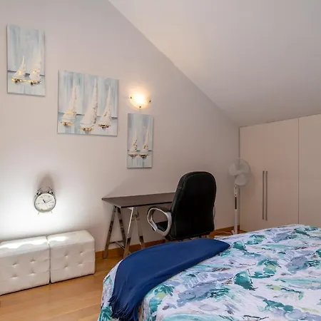 Santa Luzia View 2br Pool, Ac & Parking * Funchal (Madeira)