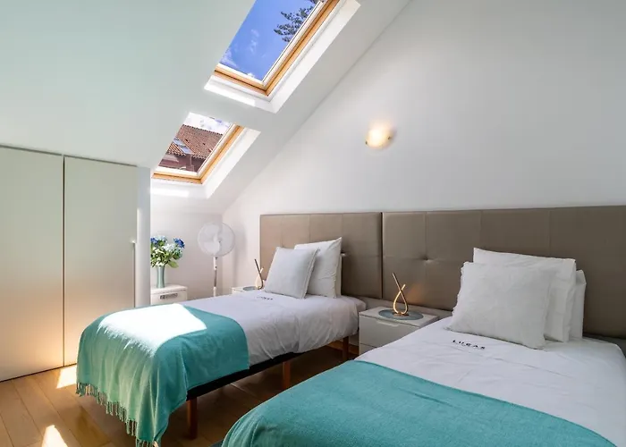 Santa Luzia View 公寓 *